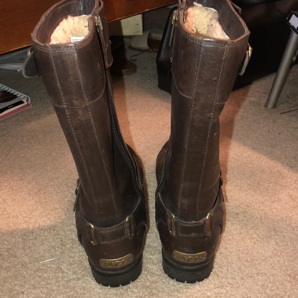 Ugg Brown Leather Boot